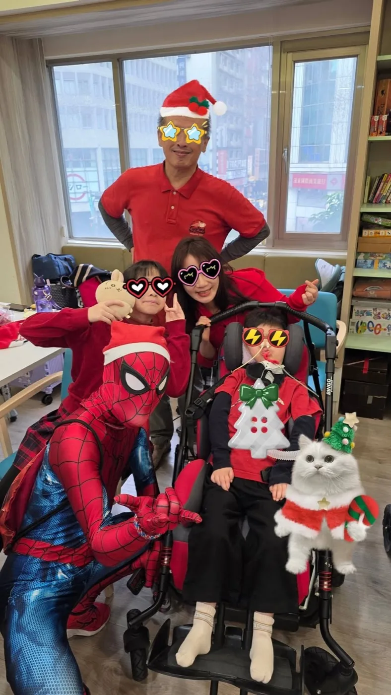 Finding My People: Three Years with Taiwan's Ventilator-Kids Community photo 7